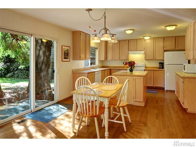 For Sale: 3505 NE 187th St Seattle, WA 98155