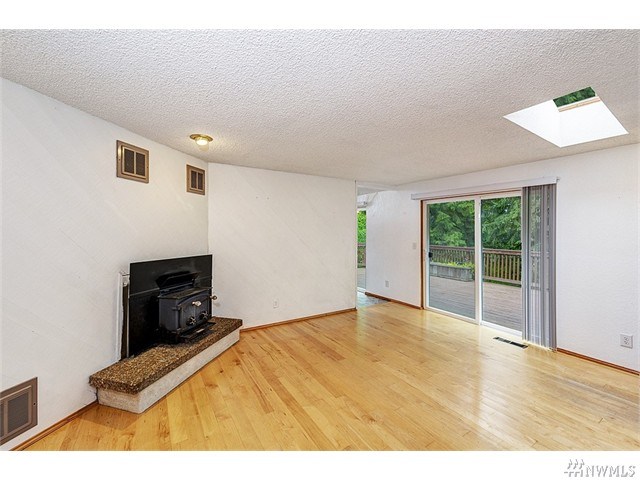 For Sale: 19217 46th Ave NE Seattle, WA 98155