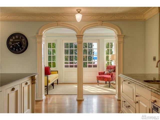For Sale: 16220 Maplewild Ave SW Seattle, WA 98166