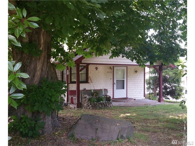 For Sale: 4226 S 139th St S Seattle, WA 98168