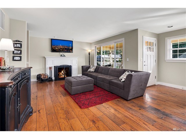 15610 37th Ave NE