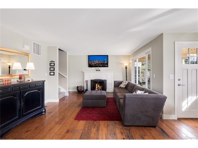 15610 37th Ave NE