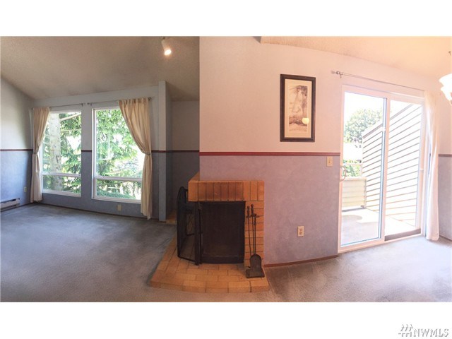 For Sale: 15715 4th Ave S #31 Seattle, WA 98177