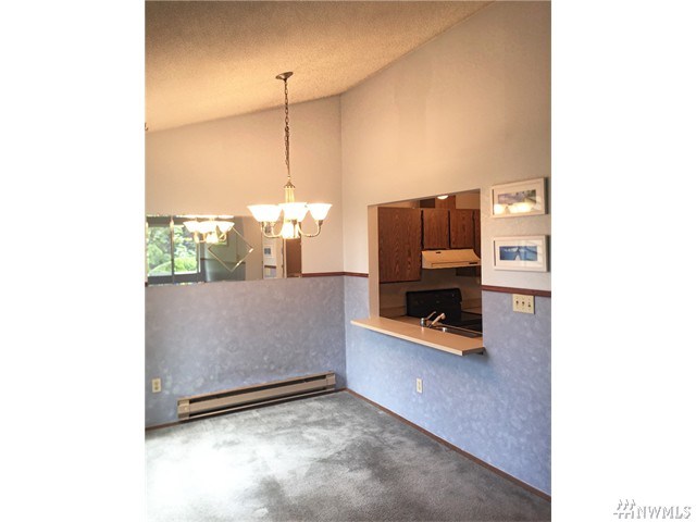 For Sale: 15715 4th Ave S #31 Seattle, WA 98177