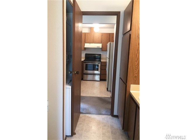 For Sale: 15715 4th Ave S #31 Seattle, WA 98177