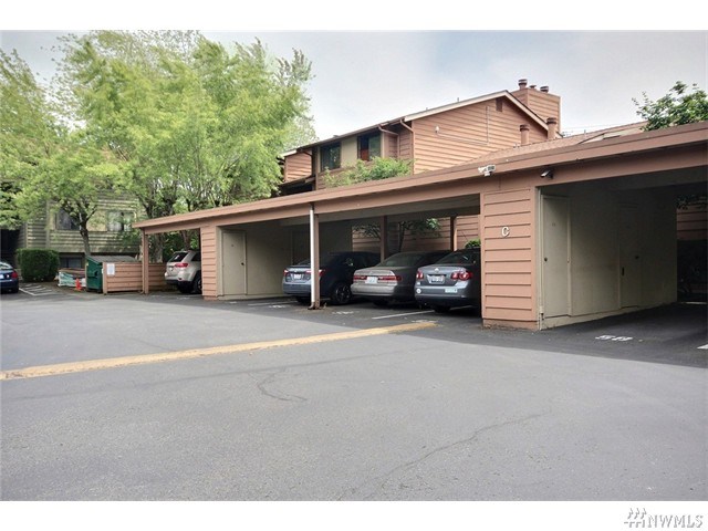 For Sale: 4822 S 187th Pl #C102 Seattle, WA 98188