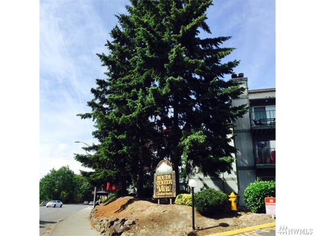 For Sale: 15280 Macadam Rd S #E-205 Seattle, WA 98188