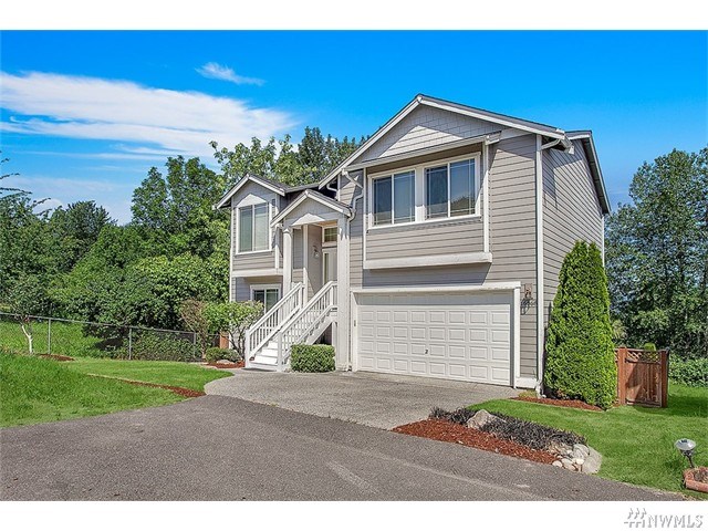 For Sale: 16668 53rd Ave S Seattle, WA 98188
