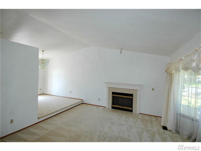 For Sale: 24021 26 Ave S Seattle, WA 98198