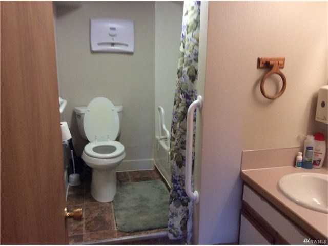2420 Grand Ave #103