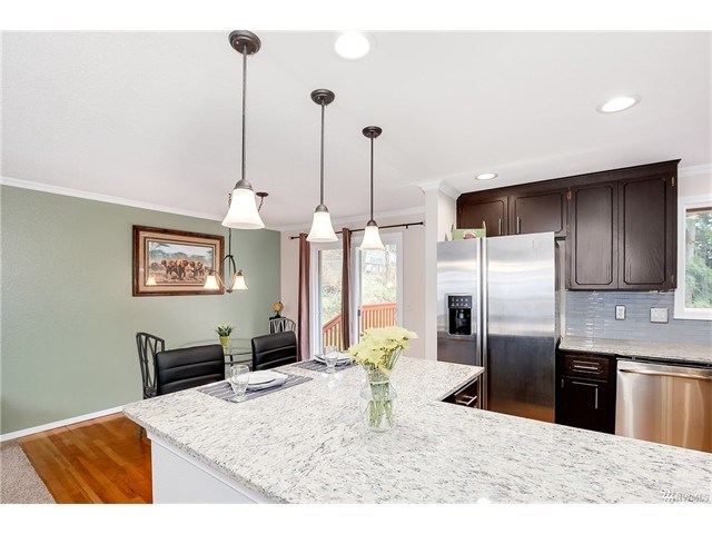8423 8th Pl SE