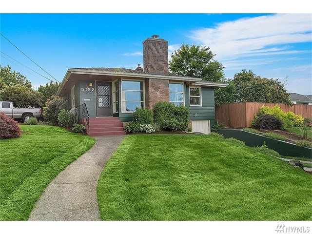 For Sale: 5122 Delaware Ave Everett, WA 98203