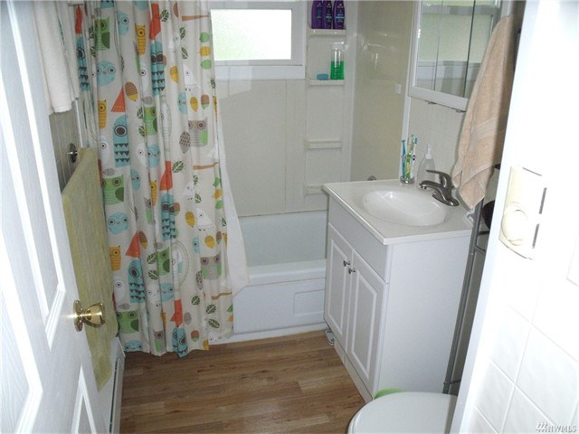 2511 Lexington Ave