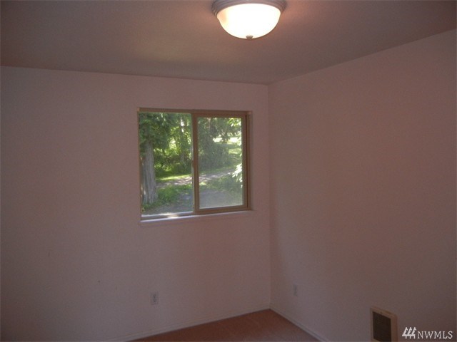 For Sale: 30 F Saratoga Dr Everett, WA 98206