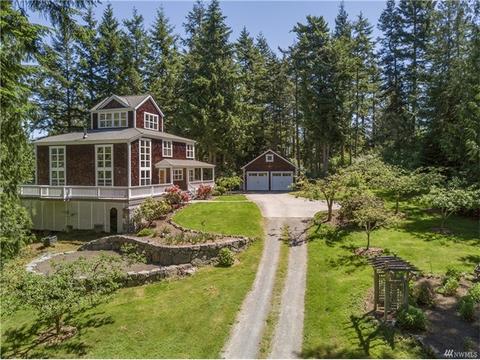 2311 Hickory Dr