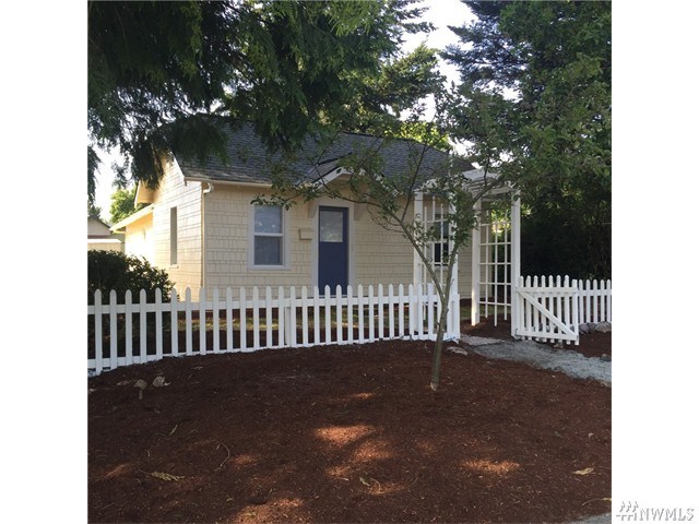 For Sale: 1405 14th St Anacortes, WA 98221