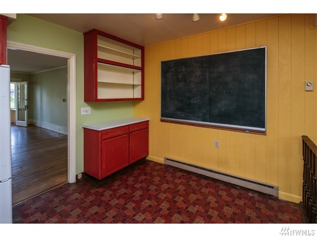 For Sale: 2736 Sunset Dr Bellingham, WA 98225