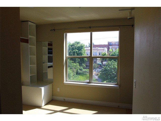 For Sale: 1310 10th St #408 Bellingham, WA 98225