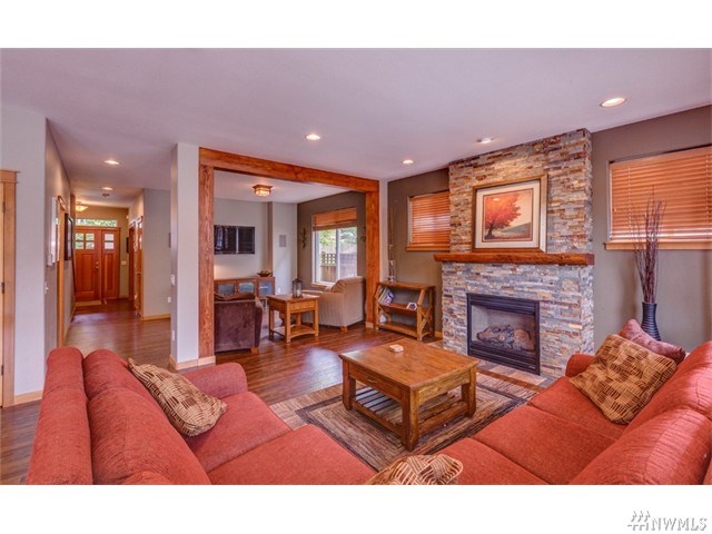 For Sale: 4047 Springland Ct Bellingham, WA 98226