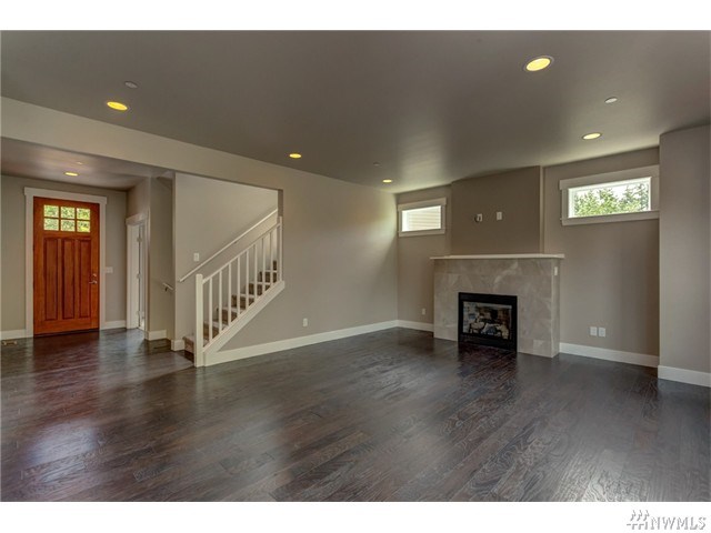 For Sale: 3305 Sydney Ct Bellingham, WA 98226