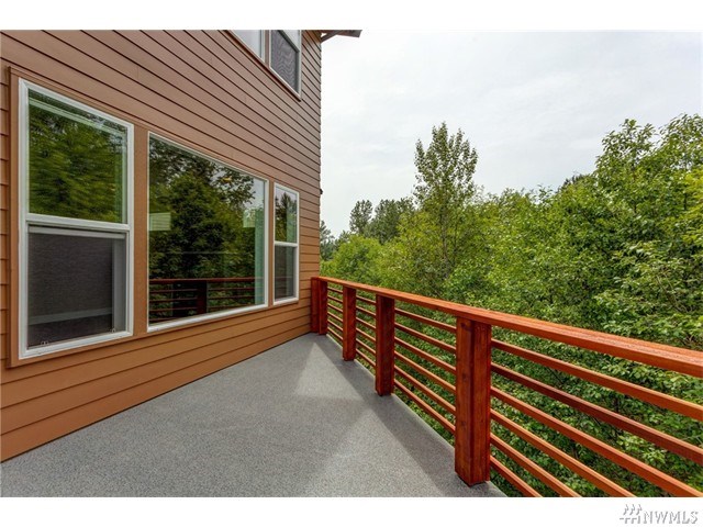 For Sale: 3305 Sydney Ct Bellingham, WA 98226