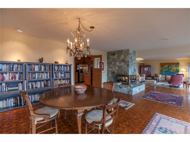 1616 Samish Way