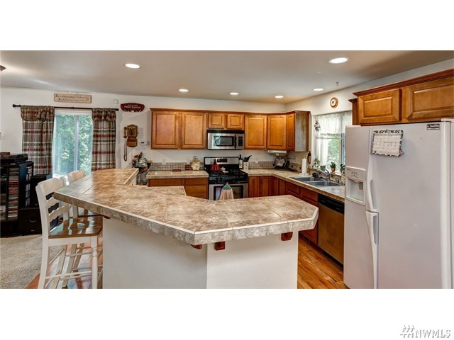 For Sale: 2 Westbrook Ct Bellingham, WA 98229