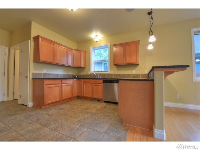For Sale: 2219 Dodd St Blaine, WA 98230