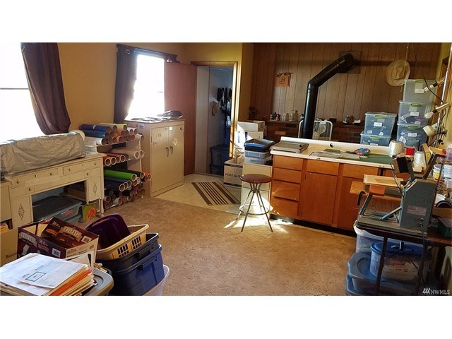 15617 Field Rd