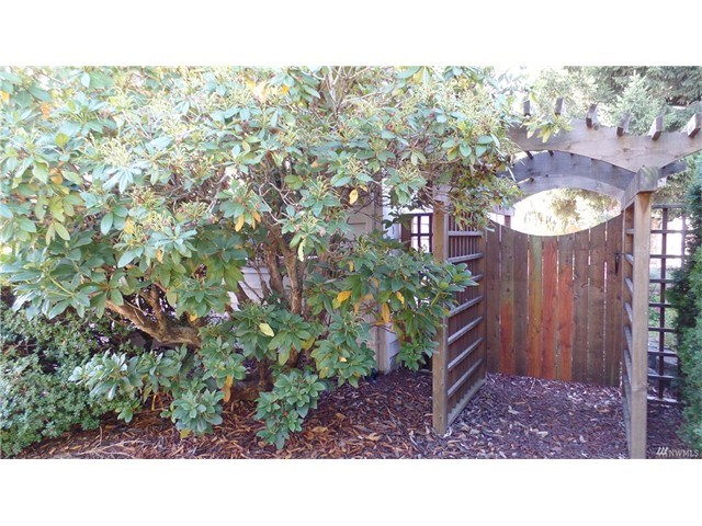 316 Greenleaf Ave