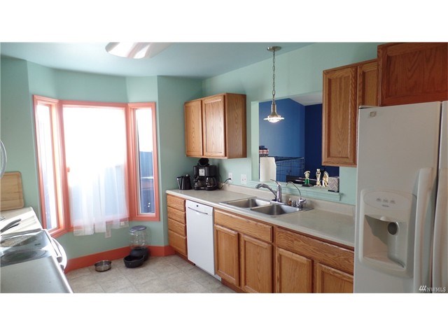 316 Greenleaf Ave