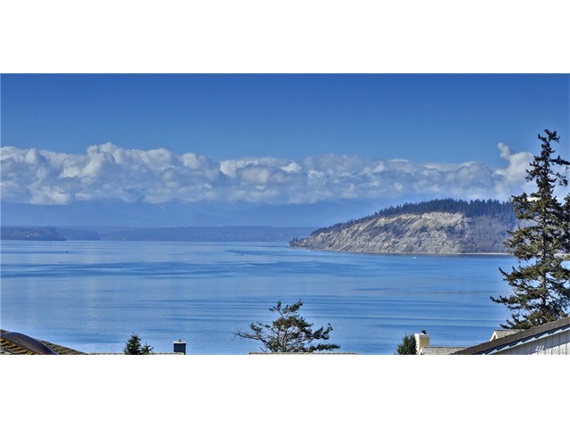 10527 Marine View Dr