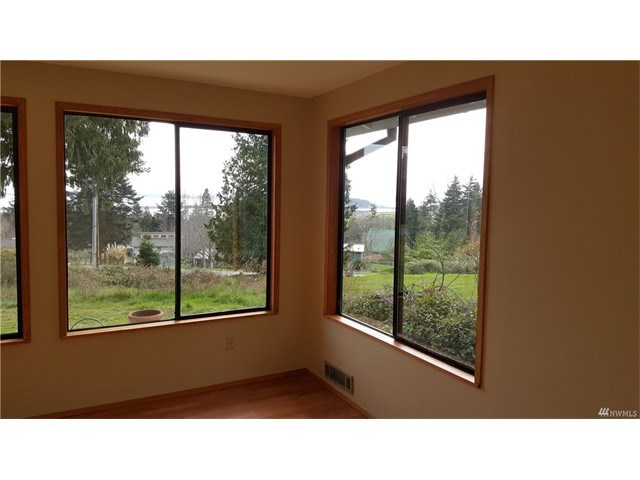 744 E Whidbey Ave