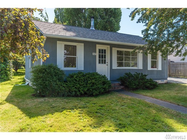 807 NE Lasalle St Coupeville, WA 98239