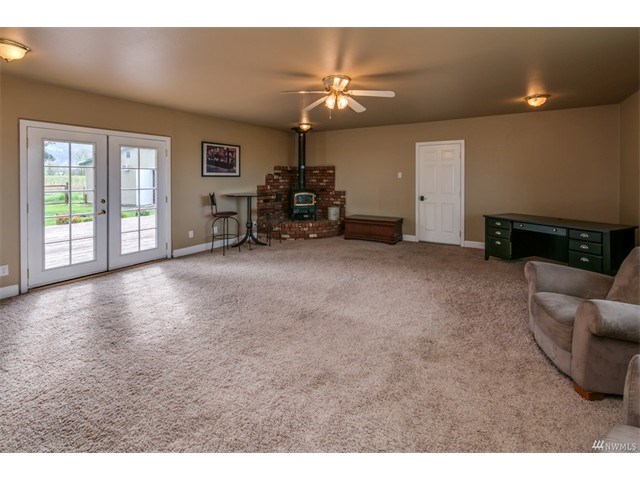 1007 Ridge Ln