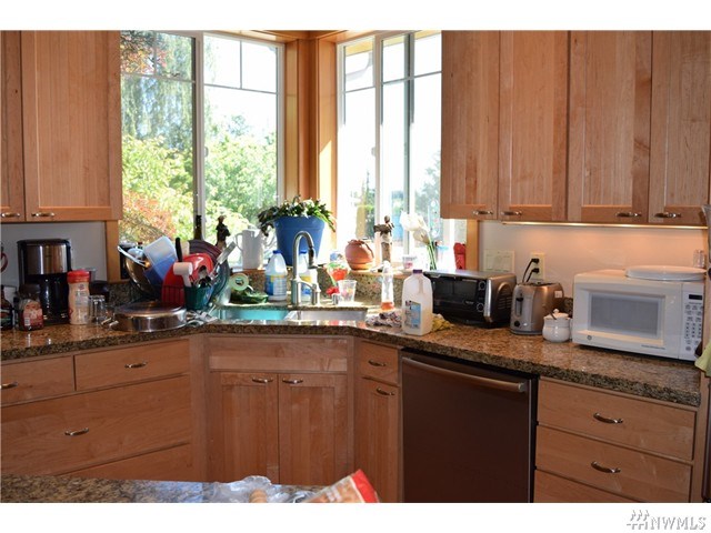For Sale: 602 Tillinghast Dr La Conner, WA 98257