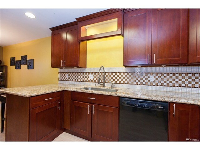 10028 54th Dr NE