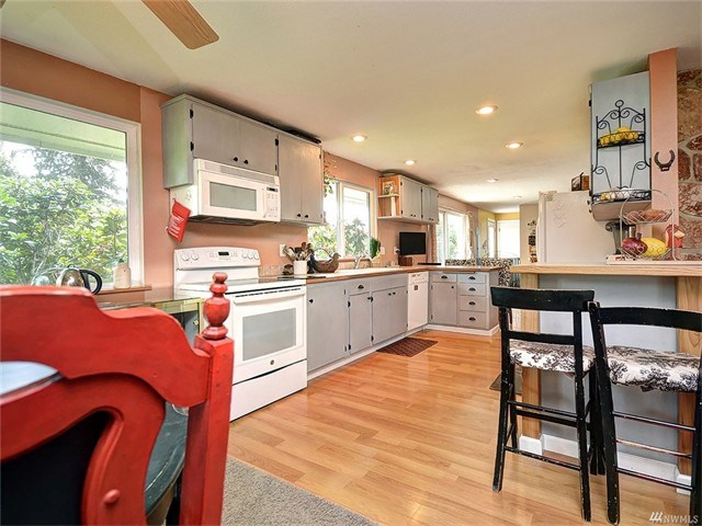 12108 24th Pl NE