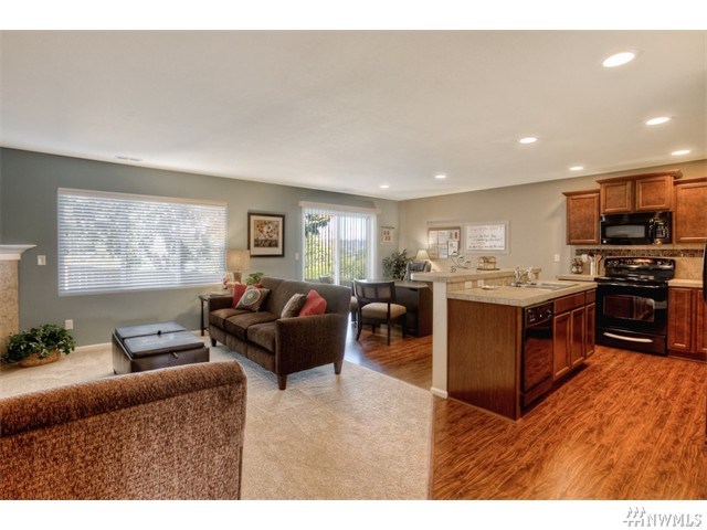 For Sale: 1928 76th Ave SE #137 Lake Stevens, WA 98258