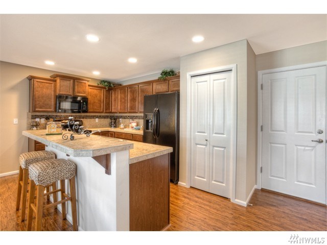 For Sale: 1928 76th Ave SE #137 Lake Stevens, WA 98258