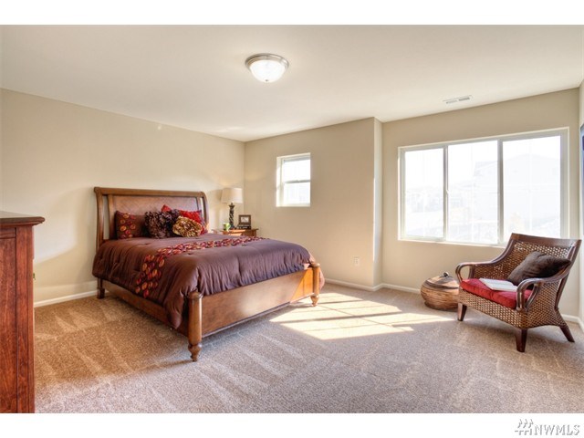 For Sale: 1930 76th Ave SE #136 Lake Stevens, WA 98258