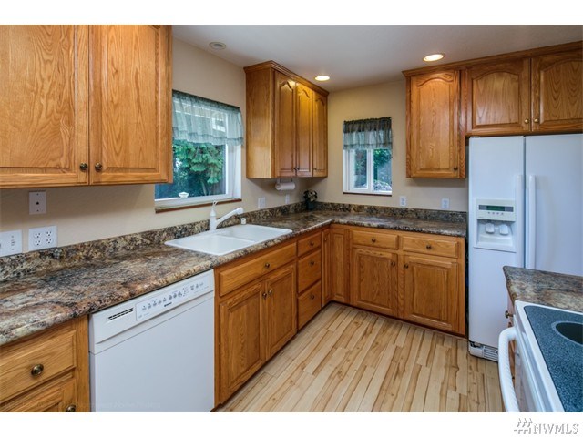 For Sale: 9363 Weidkamp Rd Lynden, WA 98264