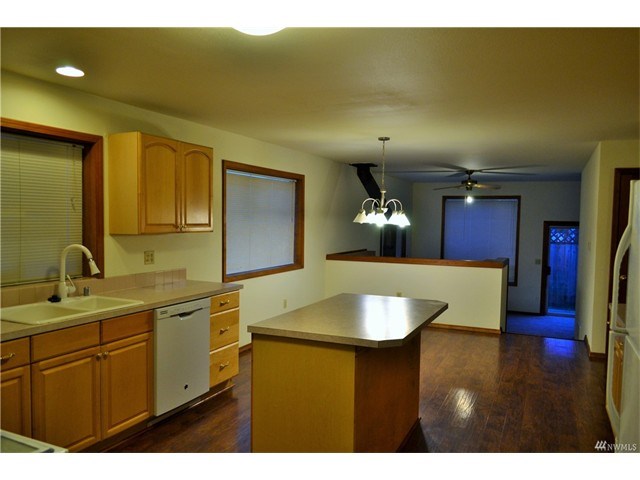 4808 73rd Dr NE