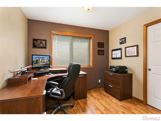 For Sale: 6616 49th Pl NE Marysville, WA 98270