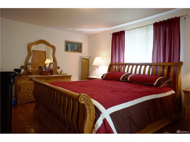 7124 61st Dr NE