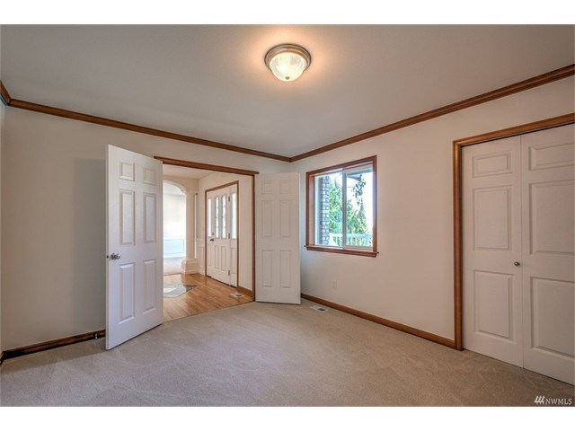 6107 72nd Dr NE