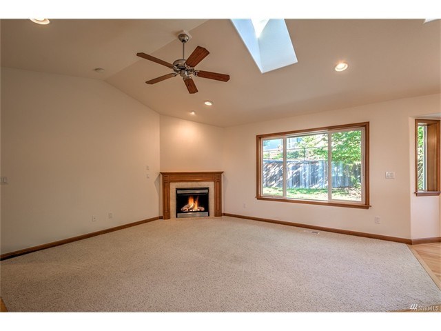 6107 72nd Dr NE