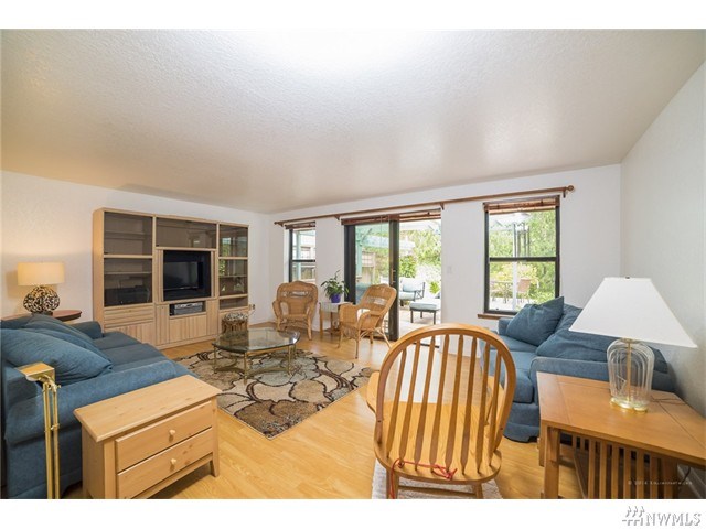 For Sale: 5127 123rd Pl NE Marysville, WA 98271