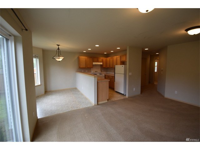 1220 N 12th Pl
