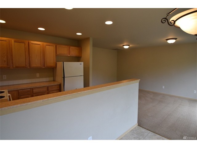 1220 N 12th Pl
